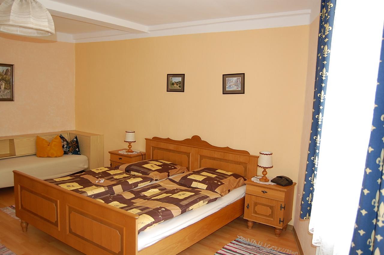 Hotel "Frankischer Hof" Garni Dinkelsbühl Esterno foto